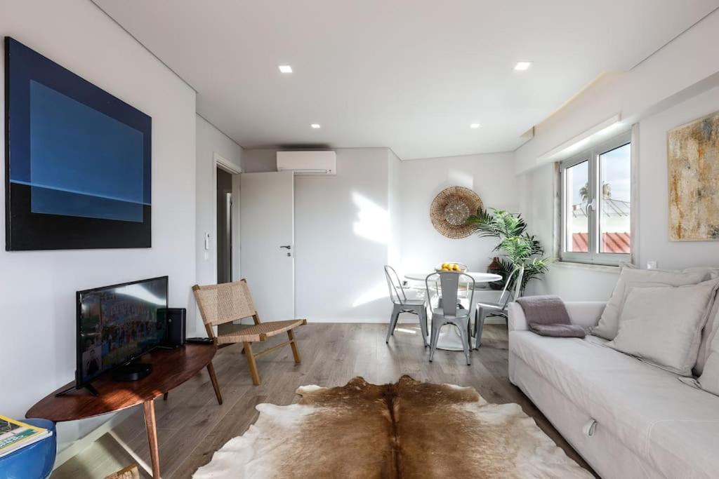 Lisbon Central Apartment With Balcony Екстер'єр фото