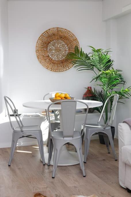 Lisbon Central Apartment With Balcony Екстер'єр фото